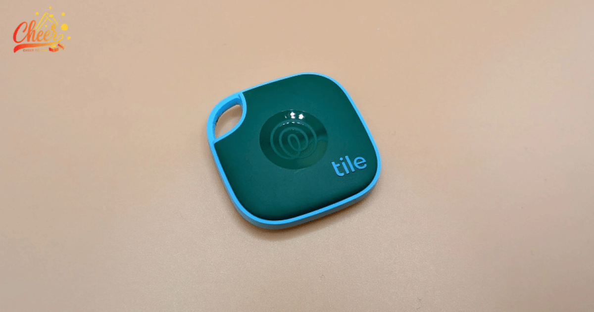 Tile Tracker Devices: Bluetooth Tracker for Keys & Wallets