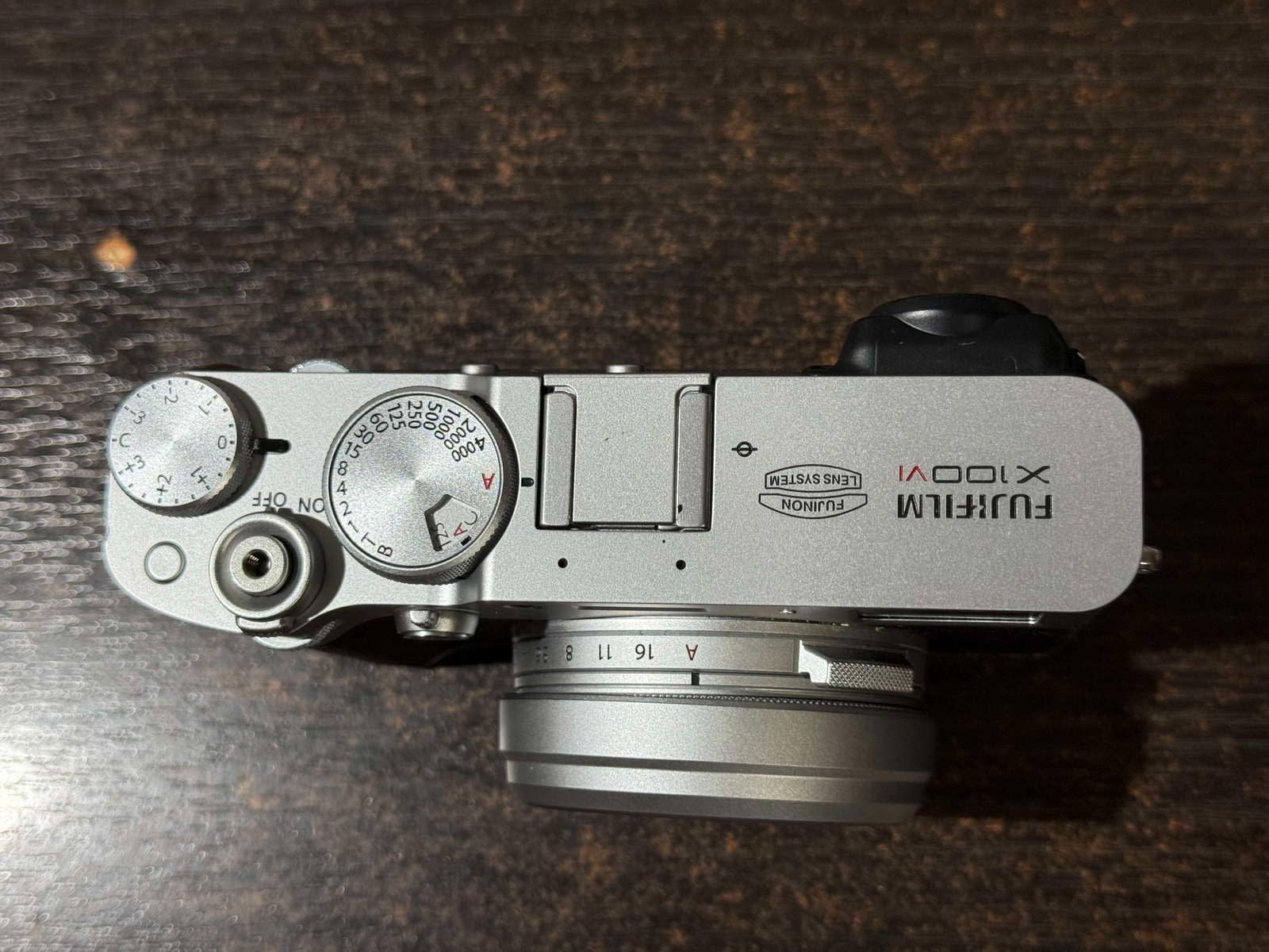 AS NEW Fujifilm X100VI 42MP Digital Camera Silver