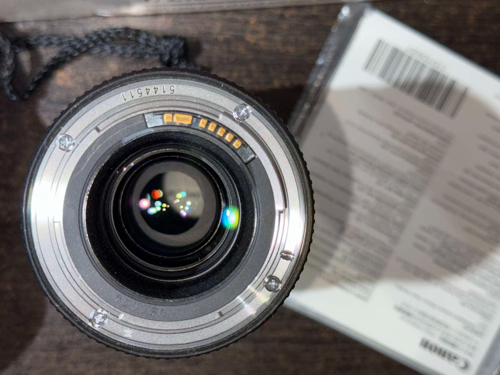 LIKE NEW Canon EF 100mm F2.8L IS USM MACRO LENS