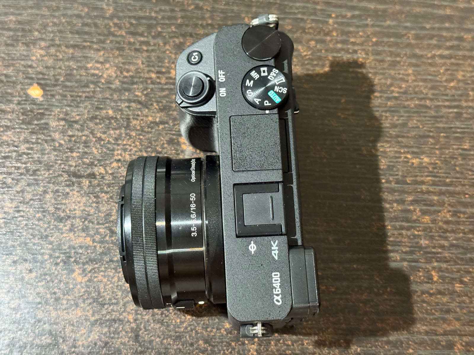 NEW Sony Alpha a6400 mirrorless 4K camera (186 Shutter) (read inside)