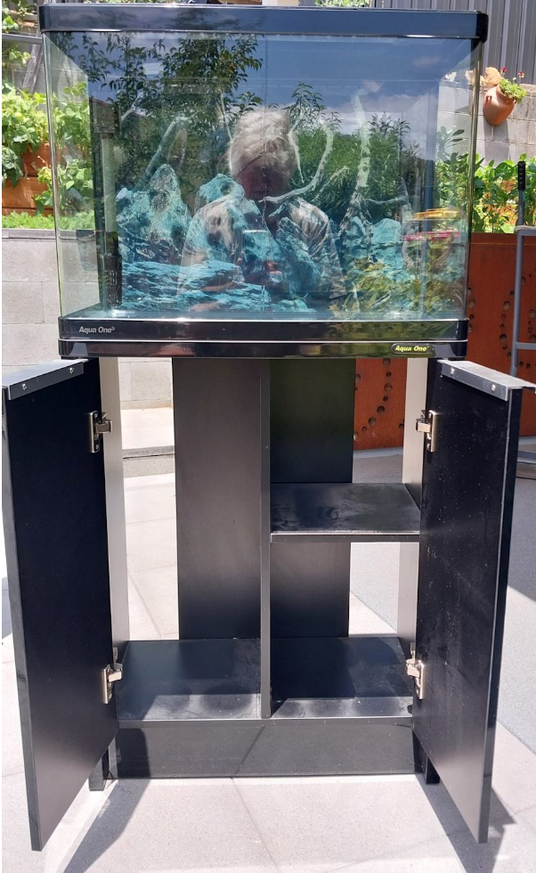 aquarium 76 litre plus cabinet stand