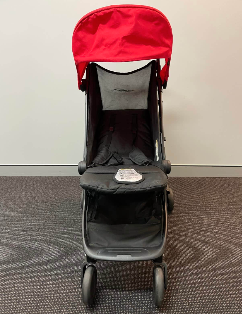 Mountain Buggy Nano Travel Stroller in excellent condition