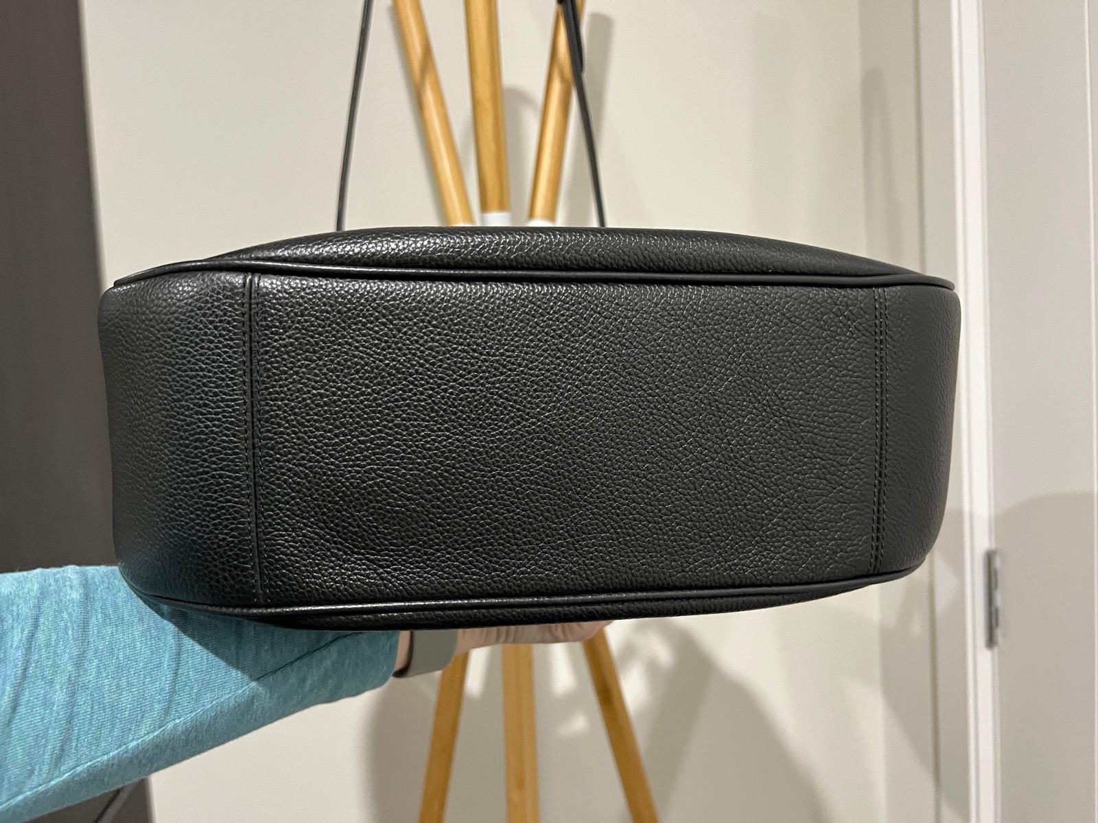 AS NEW Coach Harley Hobo Crossbody bag in Black Pebbled Leather