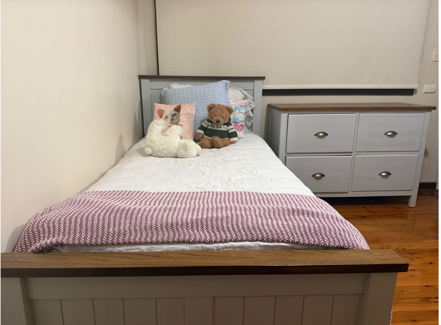 Childrens bedroom furniture