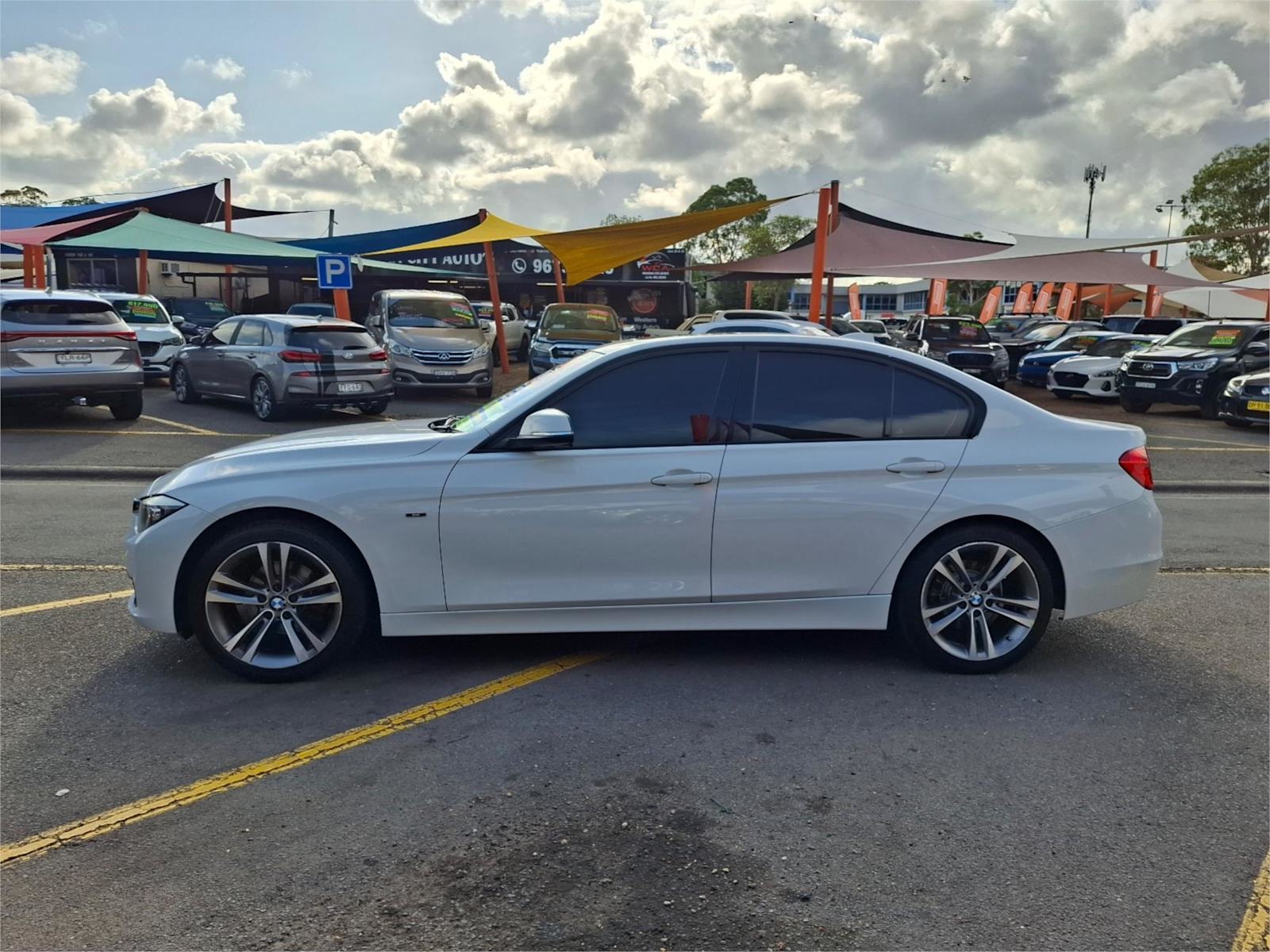 2013 BMW 3 Series 316i F30