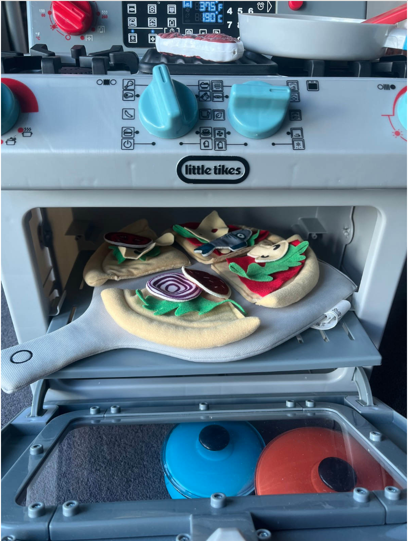 Kids stove/oven toy