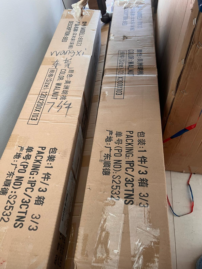 Brand new wood king single bed frame (1.2m) + mattress