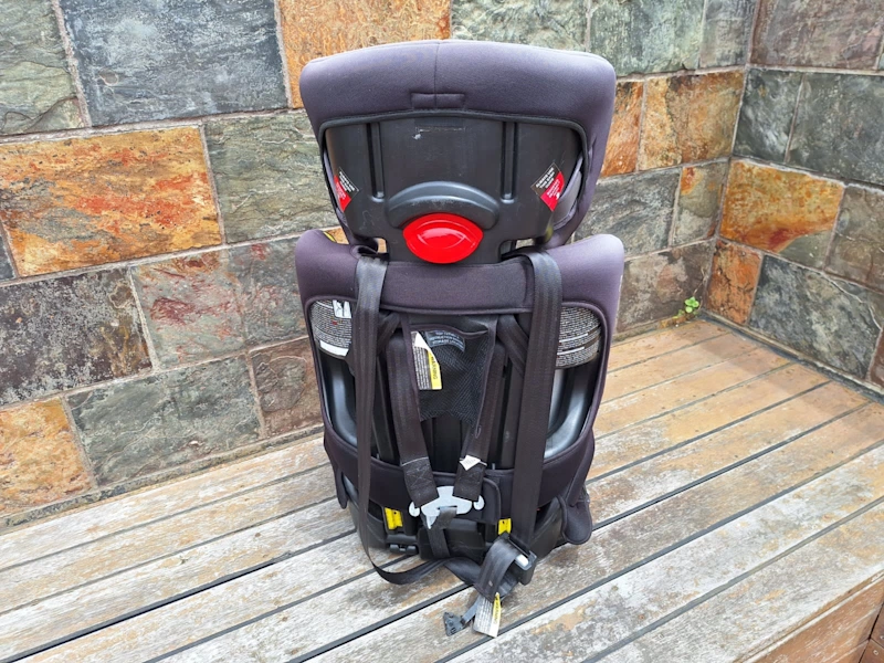 Mothers Choice baby car seat & booster car seat age 6m-8. 2019 model.