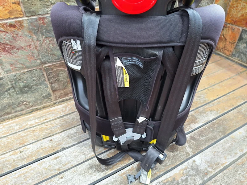 Mothers Choice baby car seat & booster car seat age 6m-8. 2019 model.