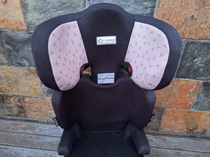 Infasecure booster car seat with anchor age 4 -9 years.