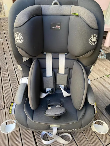 Brutal safe N sound maxi pro car seat 6 months till 8 years
