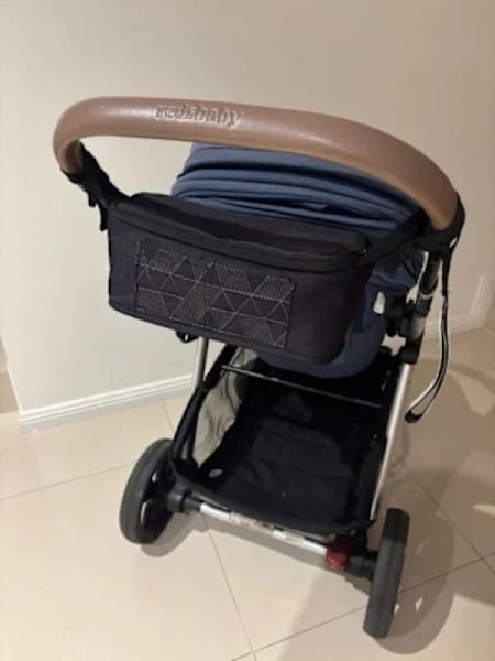 FREE DELIVERY Redsbaby METRO 2 pram Ocean blue with bassinet