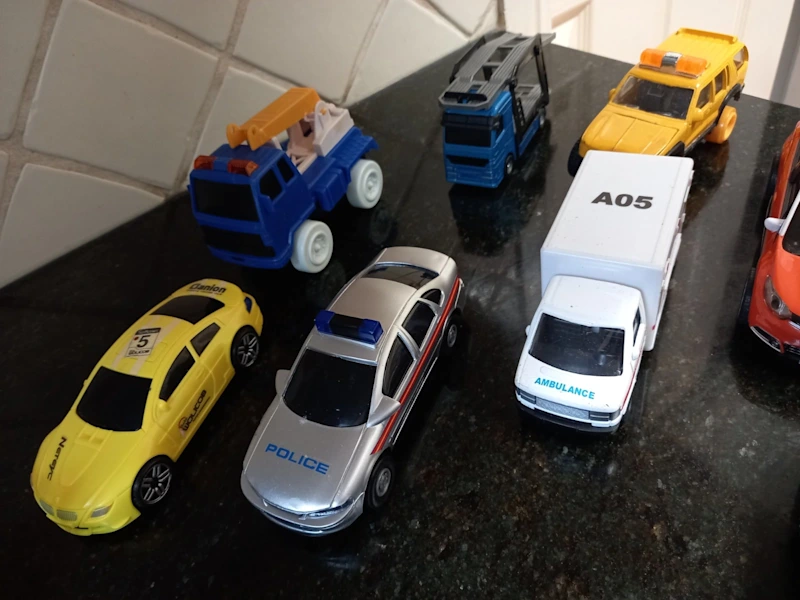 Kids toy cars bundle x 12. 8-12cm each. large toy cars.