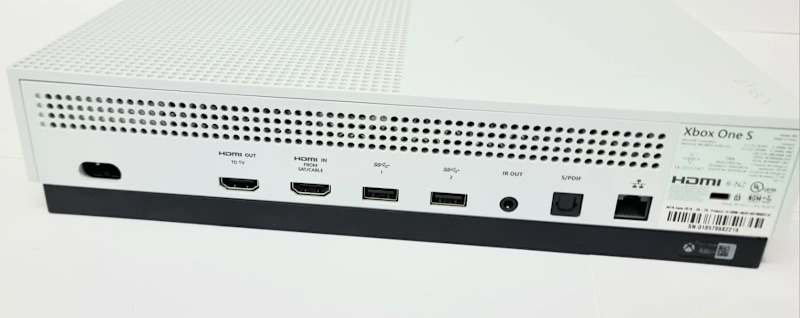 Xbox ONE S Gaming Console 500GB White 1681 wth Controller & Crash Game