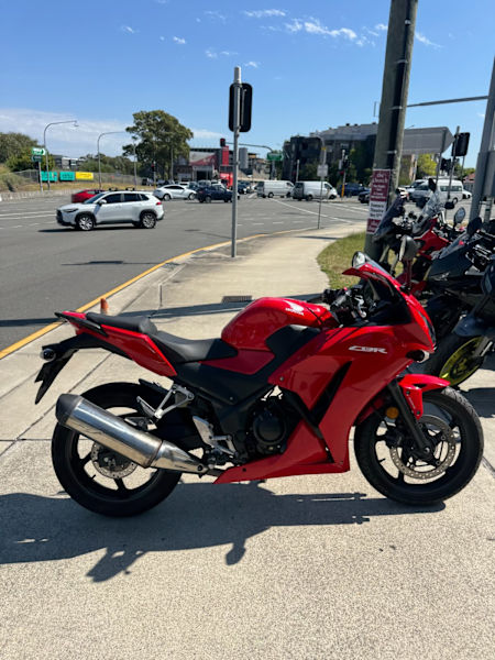 Honda CBR300r LAMS abs