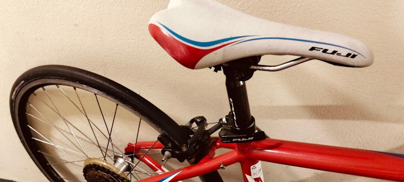 Fuji 24 kids 14 speed road bike age 7+