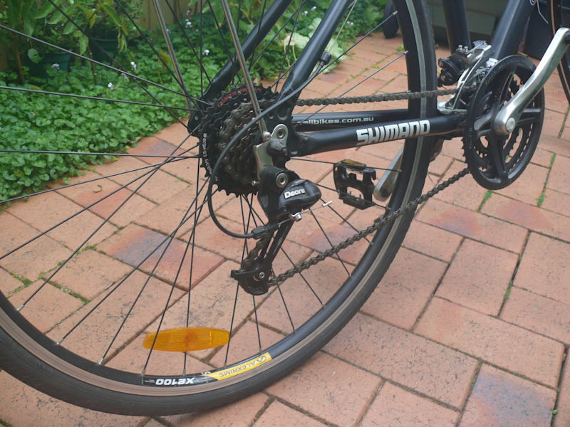 26 inch CELL City Ride mountain bike , 8 Shimano gears change