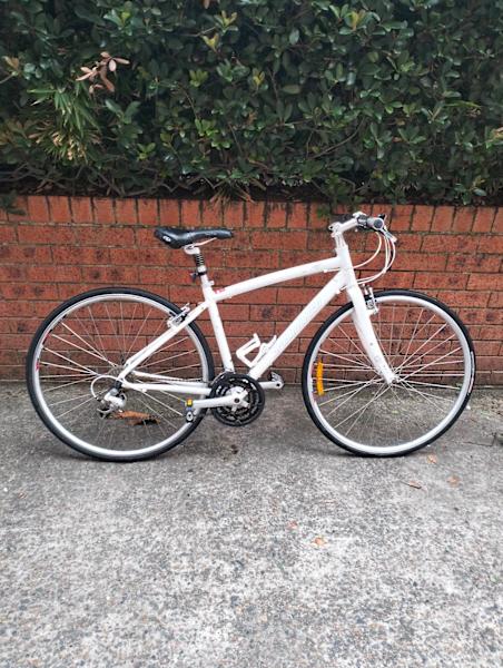 ladies commuter bike medium size