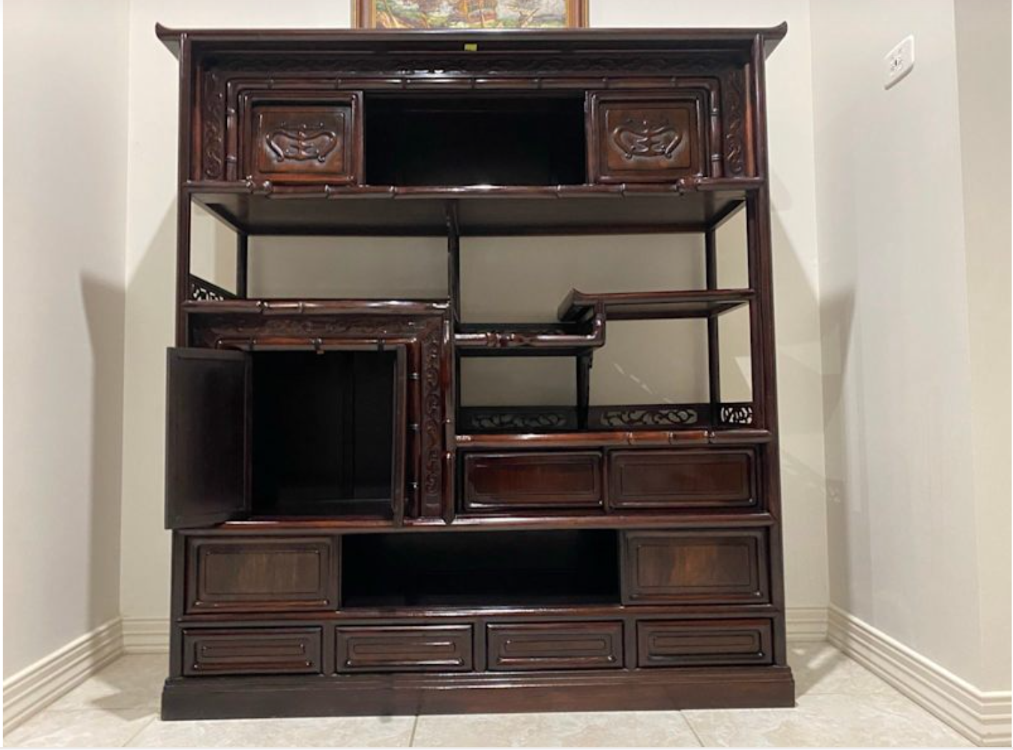 Perfect condition Chinese antique solid rosewood (酸枝)display cabinets